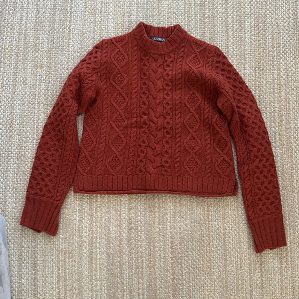 Alashan Cashmere 100% wool Fisherman cable sweater